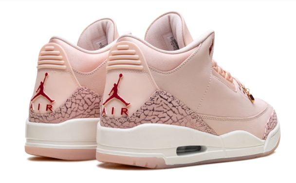 Air Jordan 3 'Treat Yourself' Washed Coral Sneakers - Pink/Red