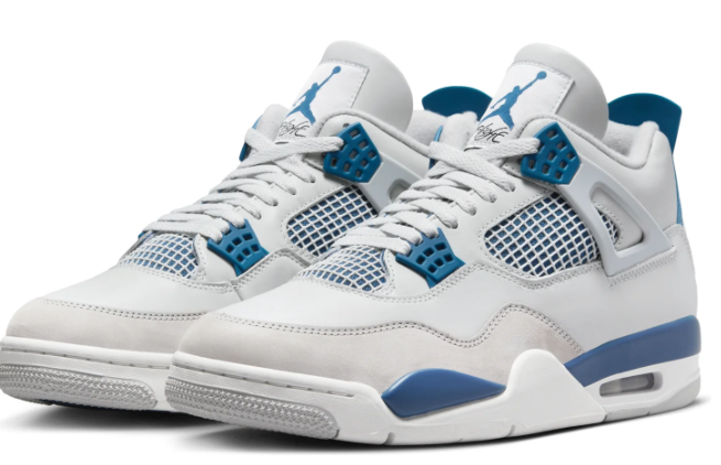 Air Jordan 4 Retro 'Military Blue 2024' Sneakers - Off-White/Military Blue